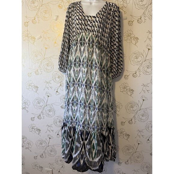 Chico's Ikat Clip Dot Maxi Dress Size 6 Tiered Resortwear Geo 077 - Picture 2 of 7